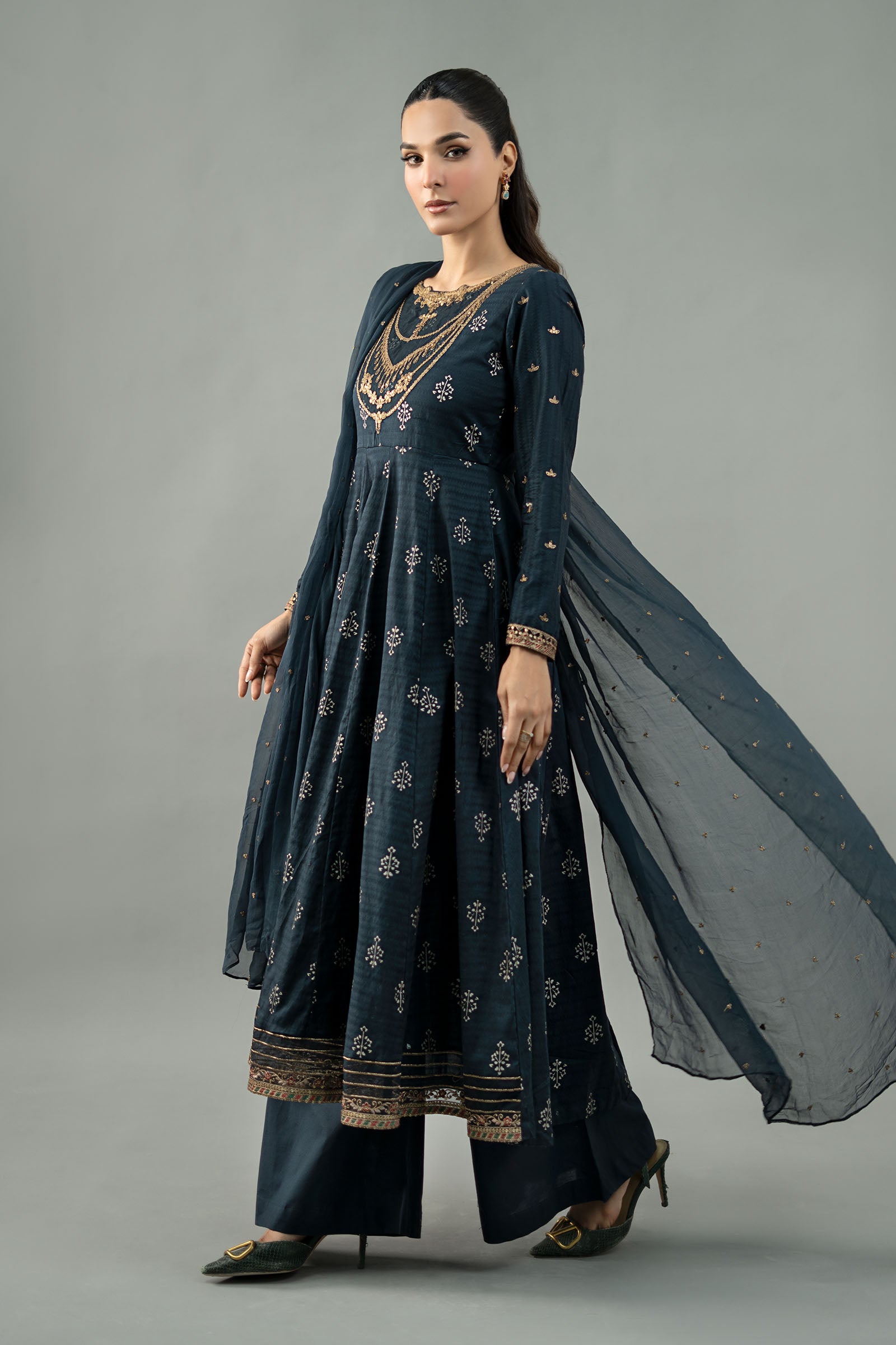Pakistani Teal Blue Embroidered Lawn Frock (3-Piece) - Image 6