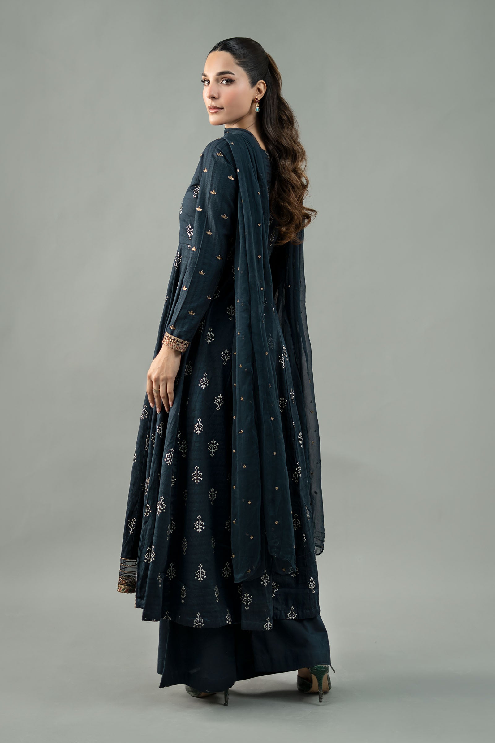 Pakistani Teal Blue Embroidered Lawn Frock (3-Piece) - Image 7