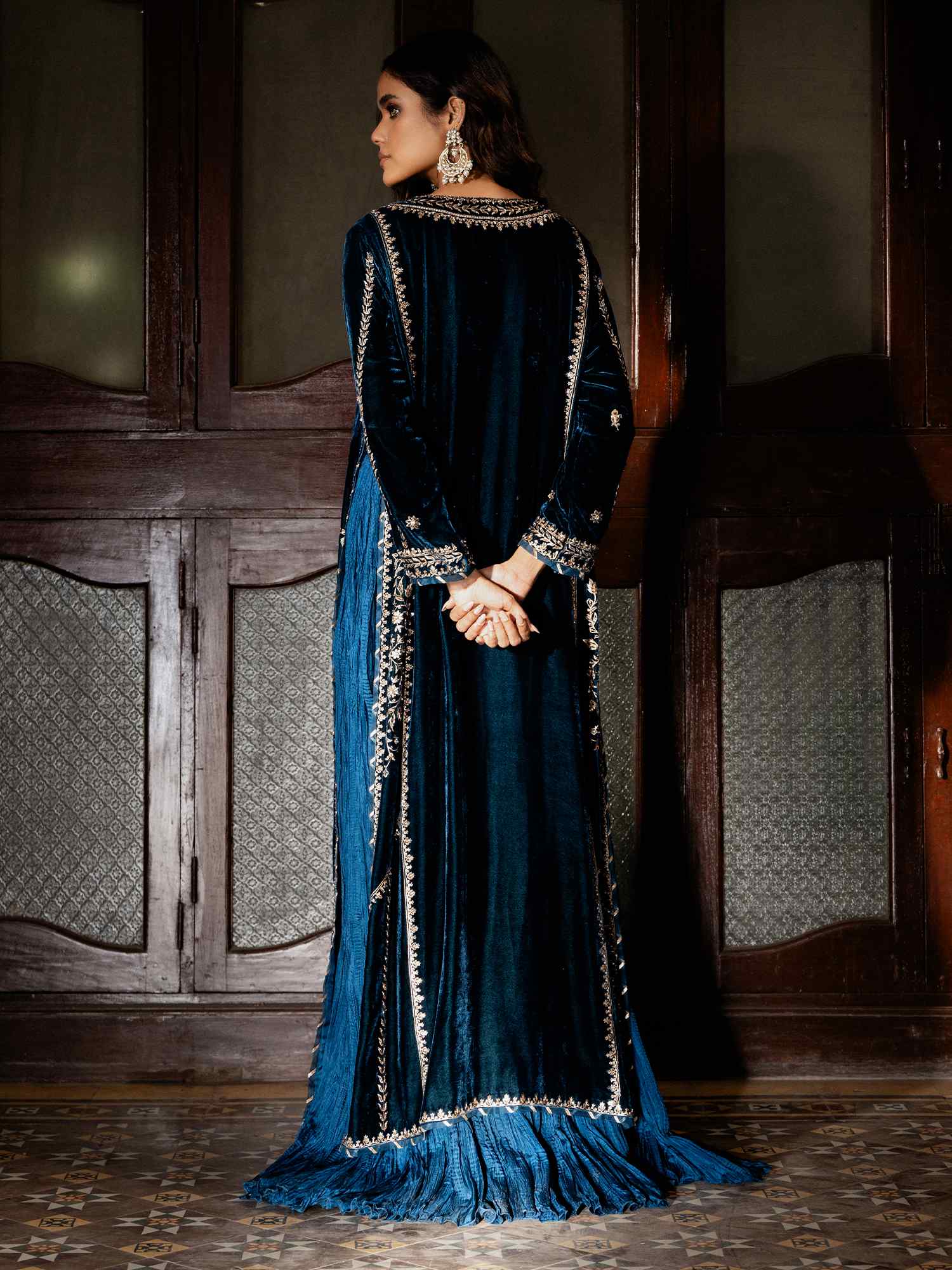 Teal Embroidered Velvet Kaftan Dress (1-Pc) - Image 4