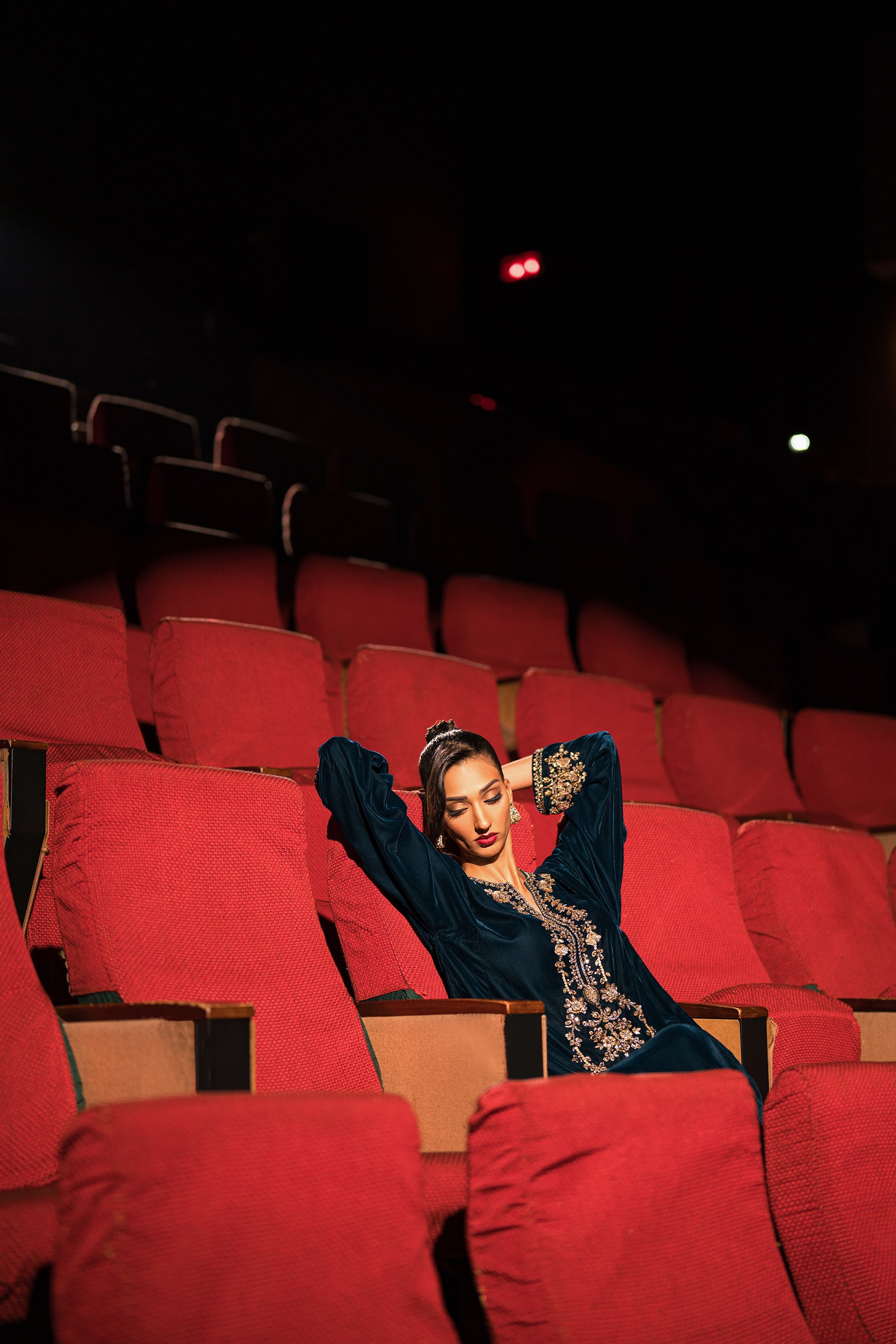 Teal Hand Embellished Velvet Kaftan (1-Pc) - Image 5