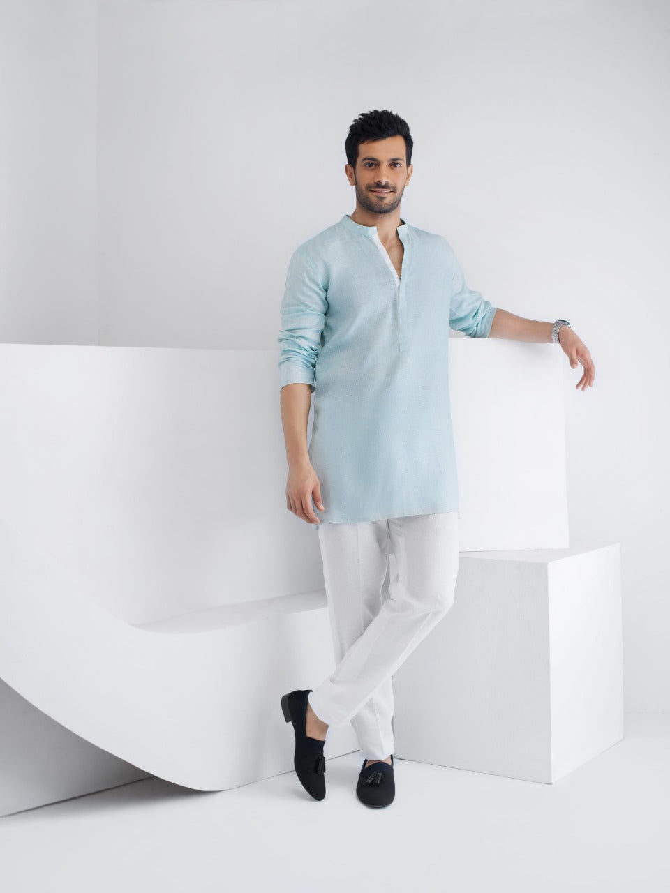 Ferozi Linen Kurta Pajama Set (2-Piece) - Image 2