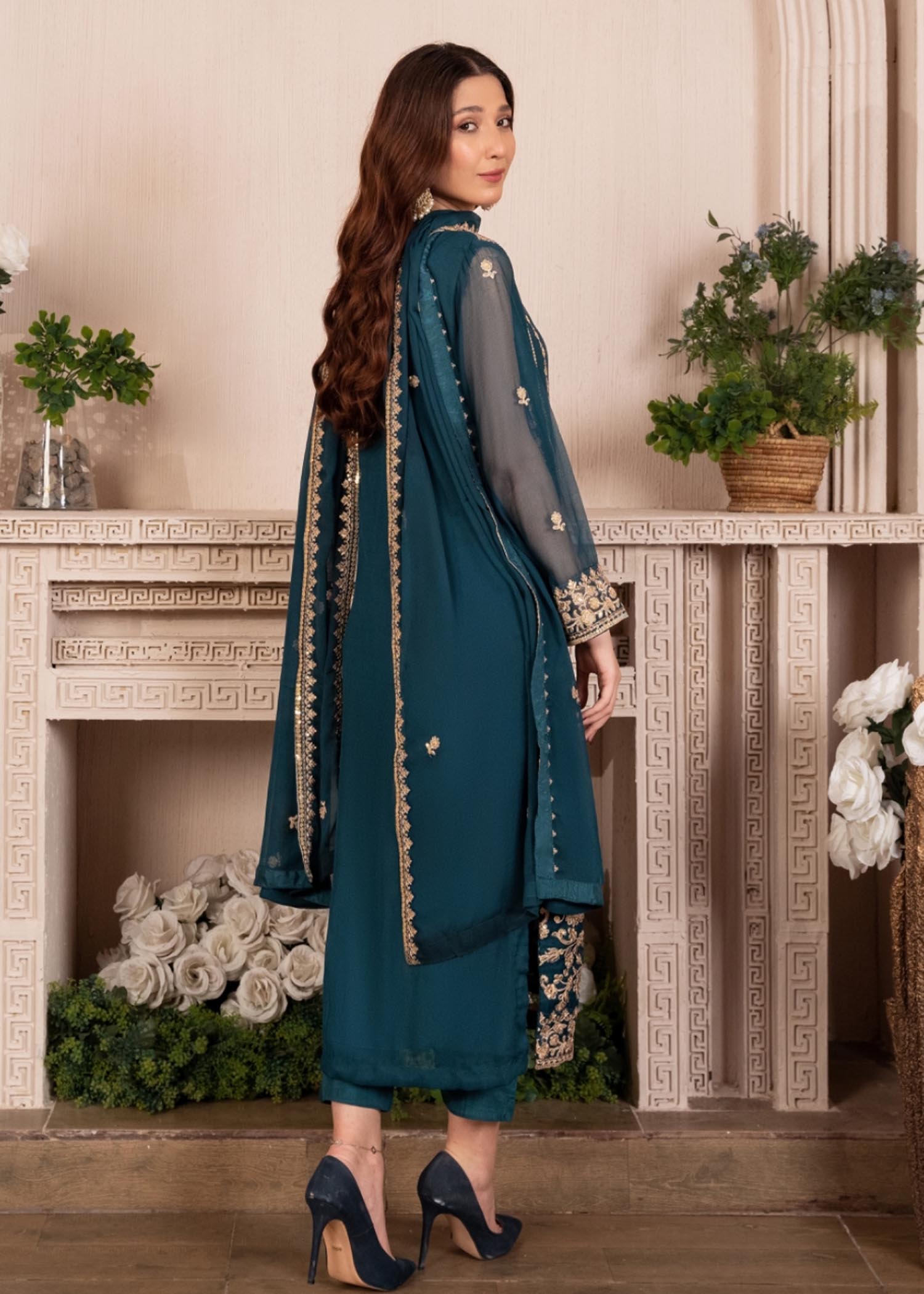 Pakistani Teal Embroidered Chiffon Kurta Set (3-Piece) - Image 3