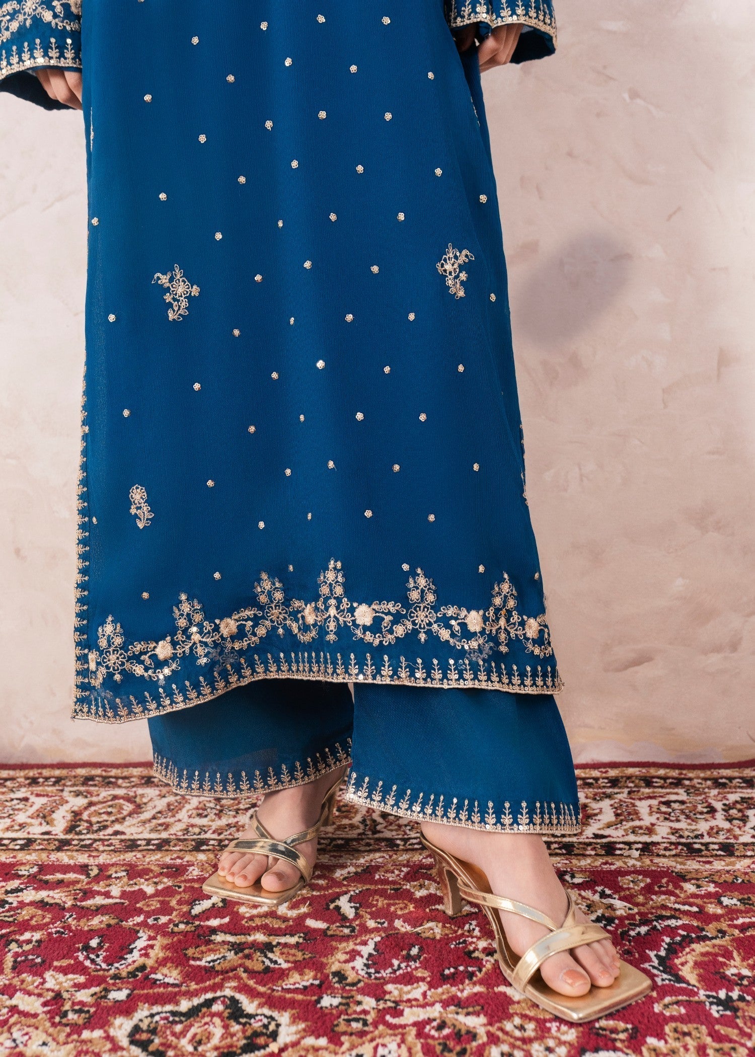 Pakistani Teal Embroidered Chiffon Kurta Set (3-Piece) - Image 7