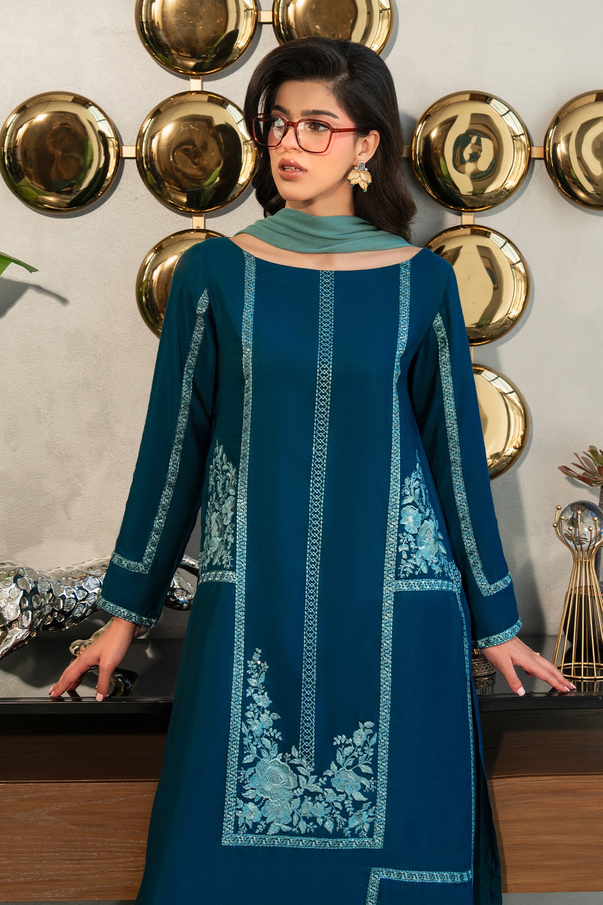 Pakistani Midnight Teal Embroidered Cotton Net Salwar Kameez (3-Piece) - Image 7