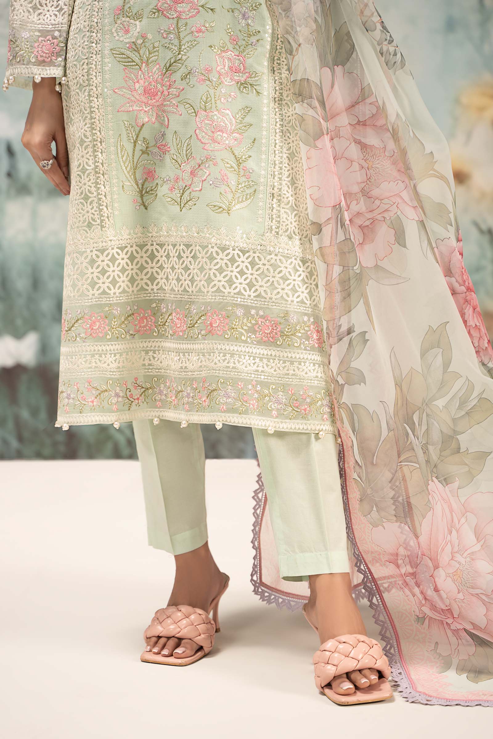 Pakistani Ferozi Embroidered Dobby Lawn 3-Piece Suit - Image 15