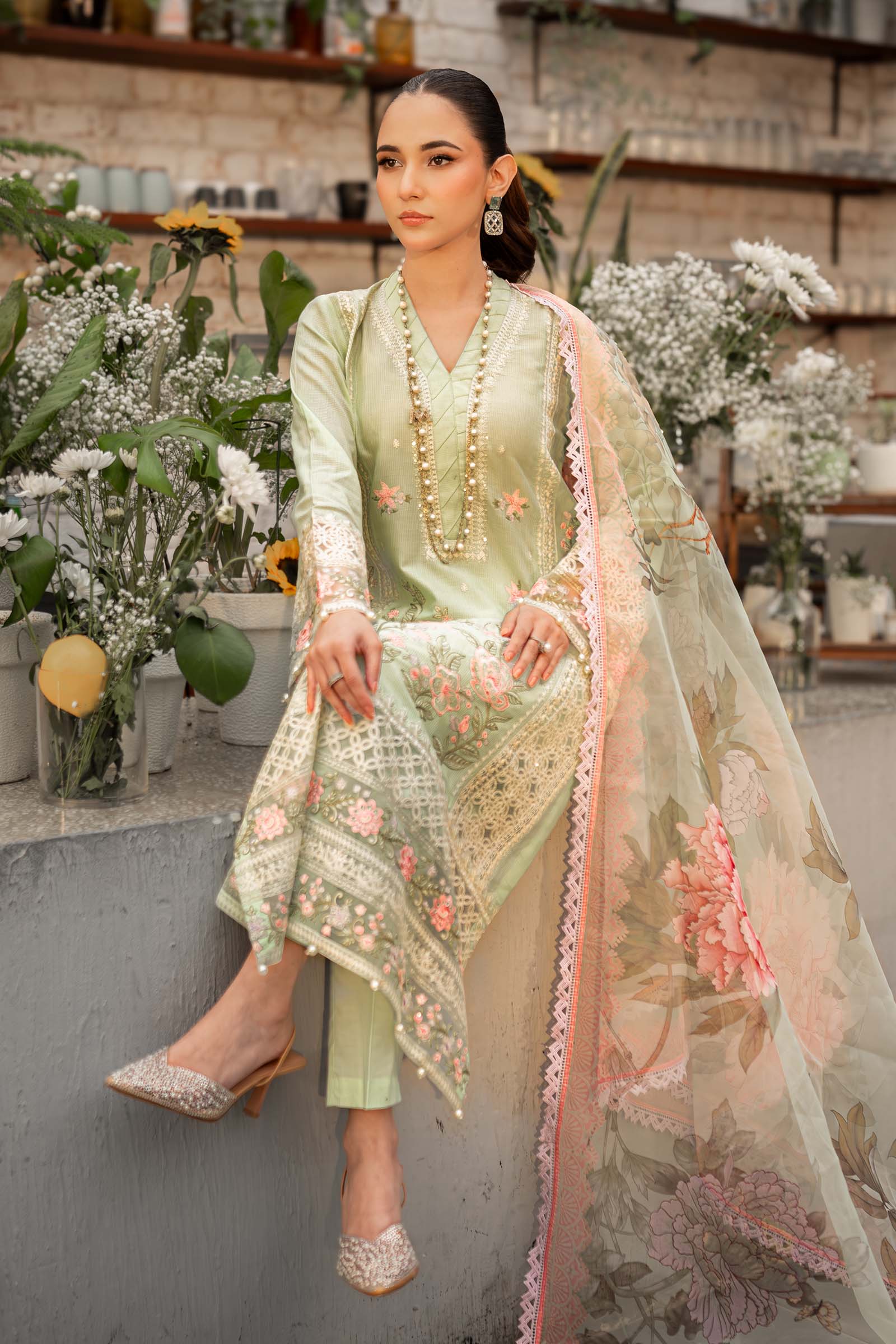 Pakistani Ferozi Embroidered Dobby Lawn 3-Piece Suit - Image 2