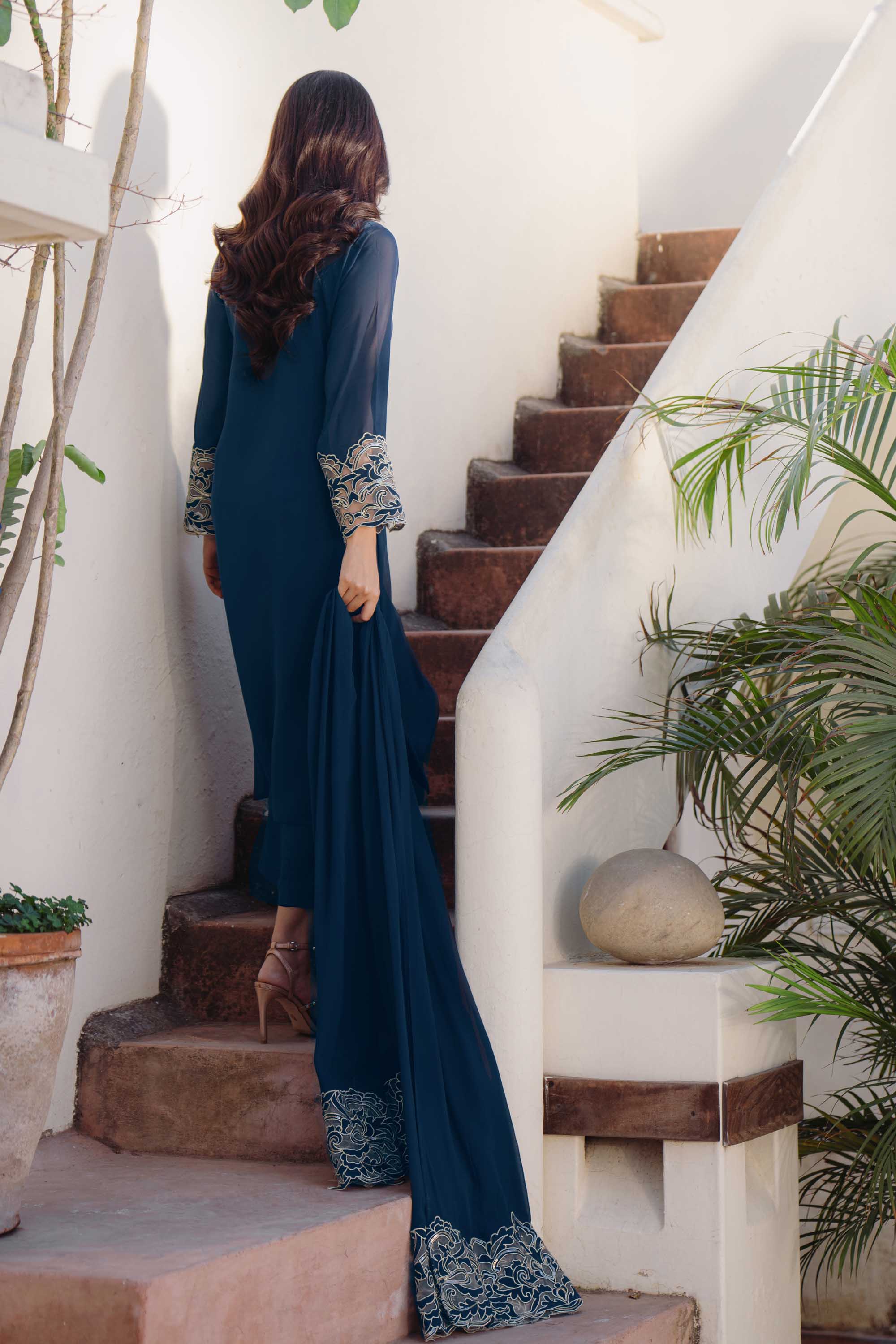 Pakistani Teal Appliqué Georgette Salwar Kameez (3-Piece) - Image 7