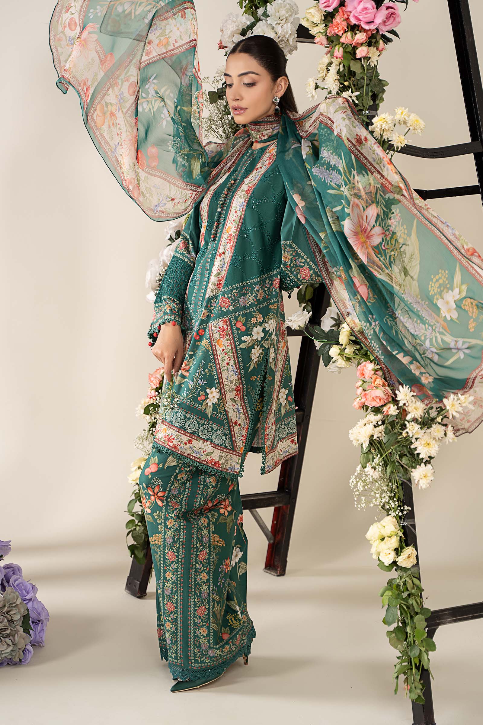 Teal Embroidered Lawn 3-Piece Suit - Image 6