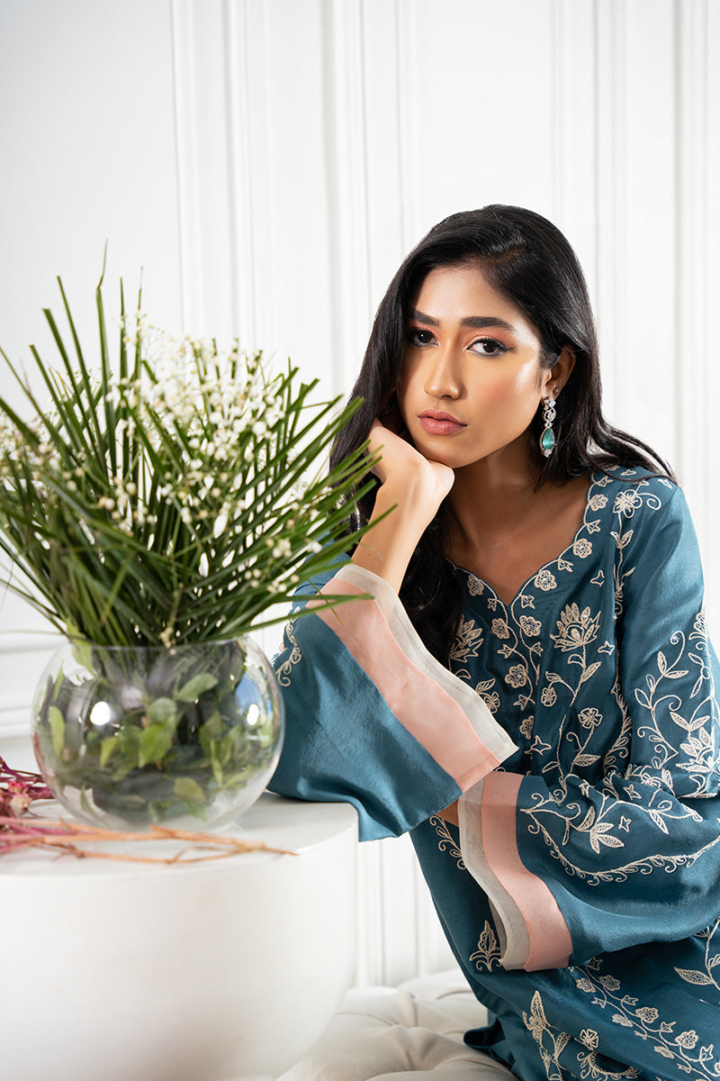 Teal Embroidered Pure Rawsilk Salwar Kameez (2-Piece) - Image 5