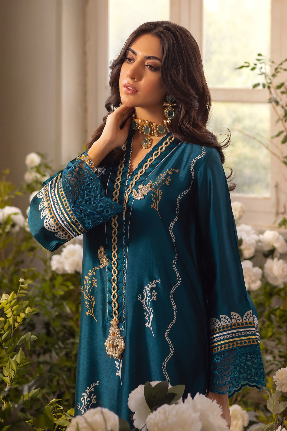 Pakistani Deep Teal Zardozi Silk Canvas Salwar Kameez (2-Piece) - Image 4