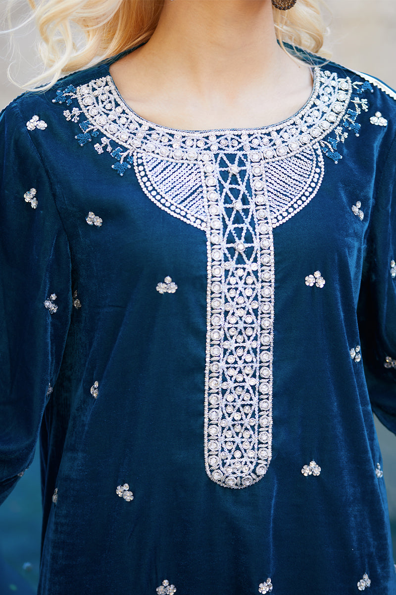 Teal Embellished Velvet & Raw Silk Salwar Kameez (3-Piece) - Image 14