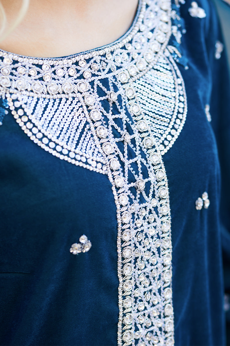 Teal Embellished Velvet & Raw Silk Salwar Kameez (3-Piece) - Image 8
