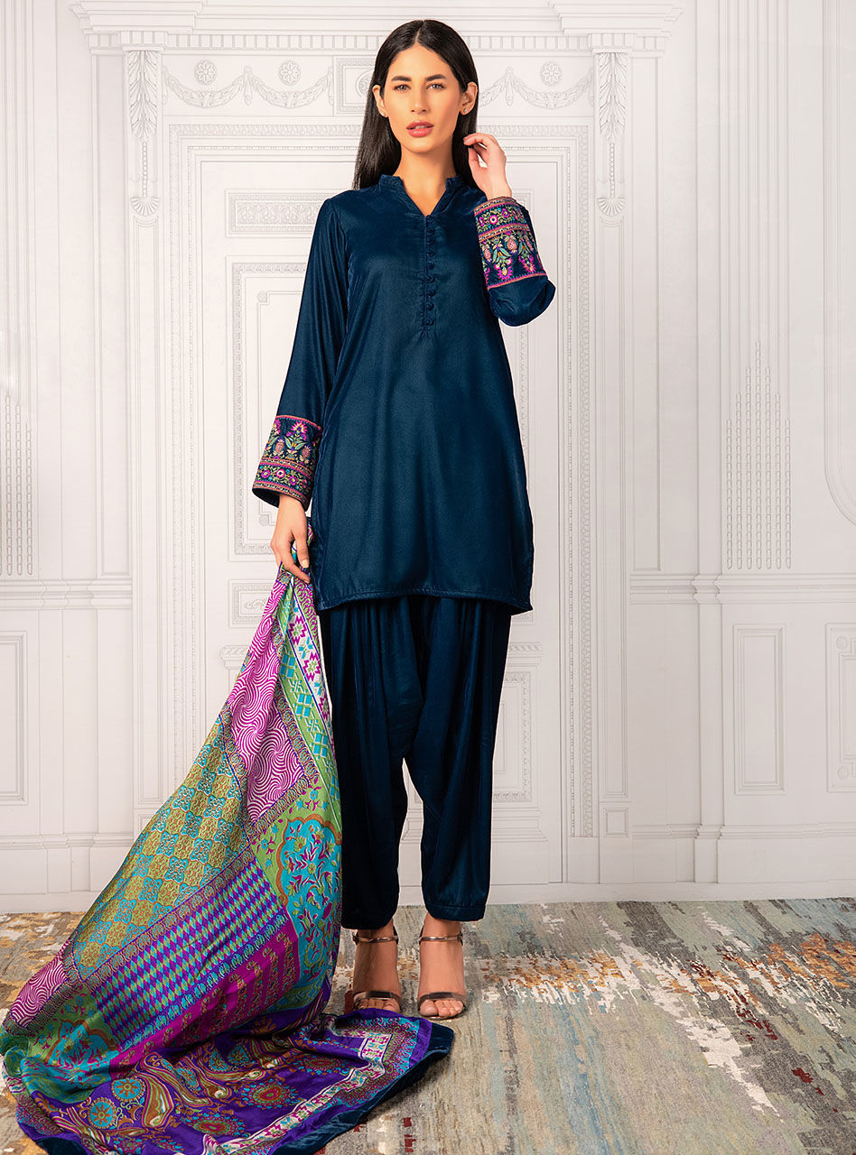 Pakistani Teal Embroidered Velvet Salwar Kameez (3-Piece) - Image 2