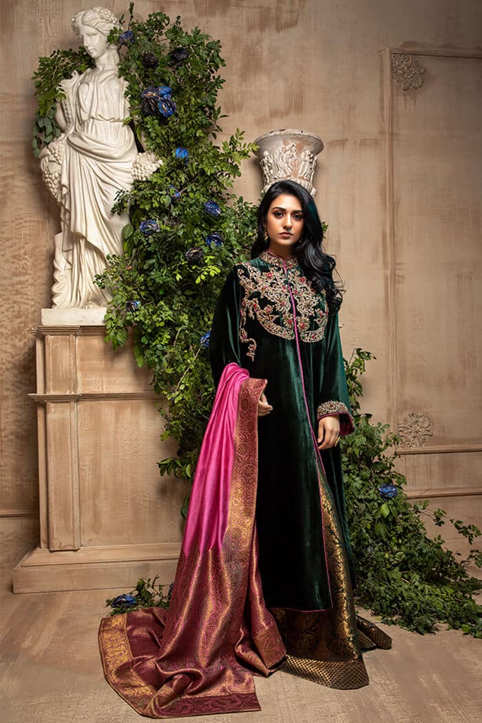 Pakistani Royal Teal Hand-Embellished Velvet Salwar Kameez (3-Piece) - Image 1