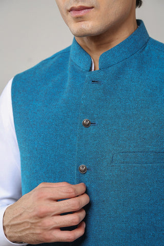 Ferozi Yarn Dyed Waistcoat Kurta Set (3-Piece) - Image 12