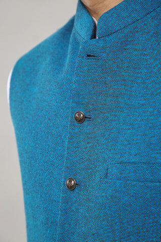 Ferozi Yarn Dyed Waistcoat Kurta Set (3-Piece) - Image 15