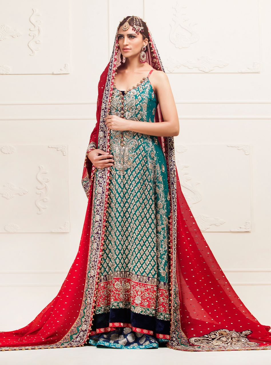 Pakistani Turquoise Embellished Chiffon Sharara Set (3-Piece) - Image 3
