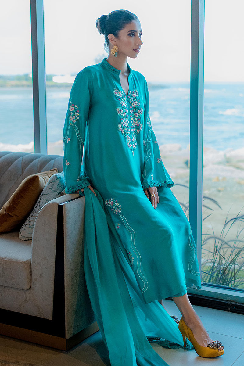 Pakistani Freshwater Turquoise Embroidered Raw Silk Salwar Kameez (3-Piece) - Image 4