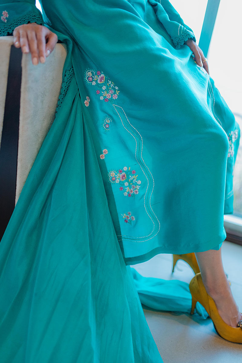 Pakistani Freshwater Turquoise Embroidered Raw Silk Salwar Kameez (3-Piece) - Image 6