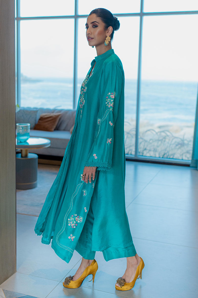 Pakistani Freshwater Turquoise Embroidered Raw Silk Salwar Kameez (3-Piece) - Image 8