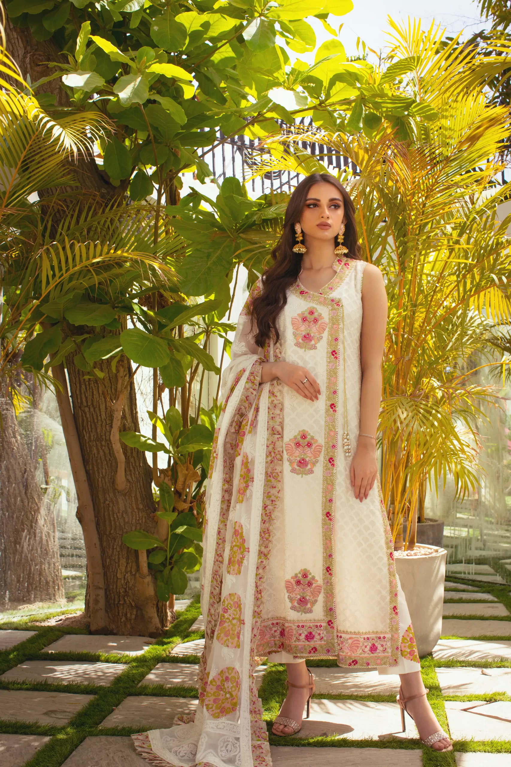 White Pink Embroidered Net Organza Angharkha (3-Piece) - Image 4