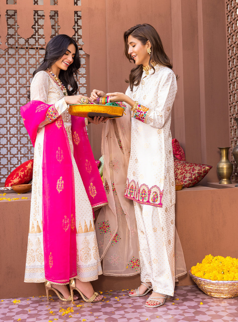 Pearly White Embroidered Chiffon Organza Anarkali (3-Piece) - Image 16