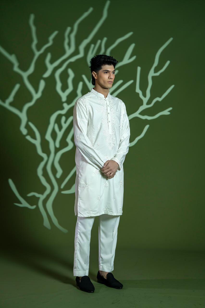 White Embroidered Blended Kurta Pajama (2-Piece) - Image 1