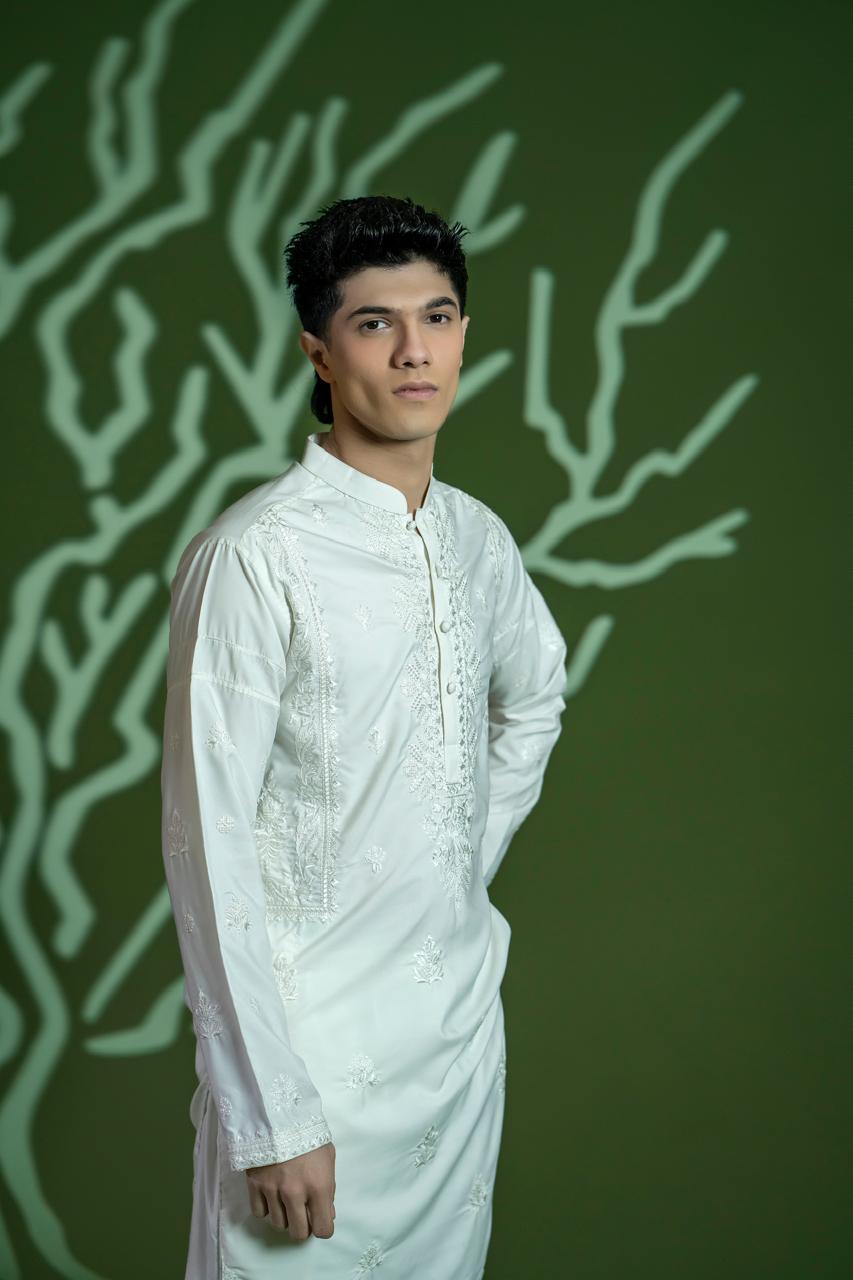 White Embroidered Blended Kurta Pajama (2-Piece) - Image 5