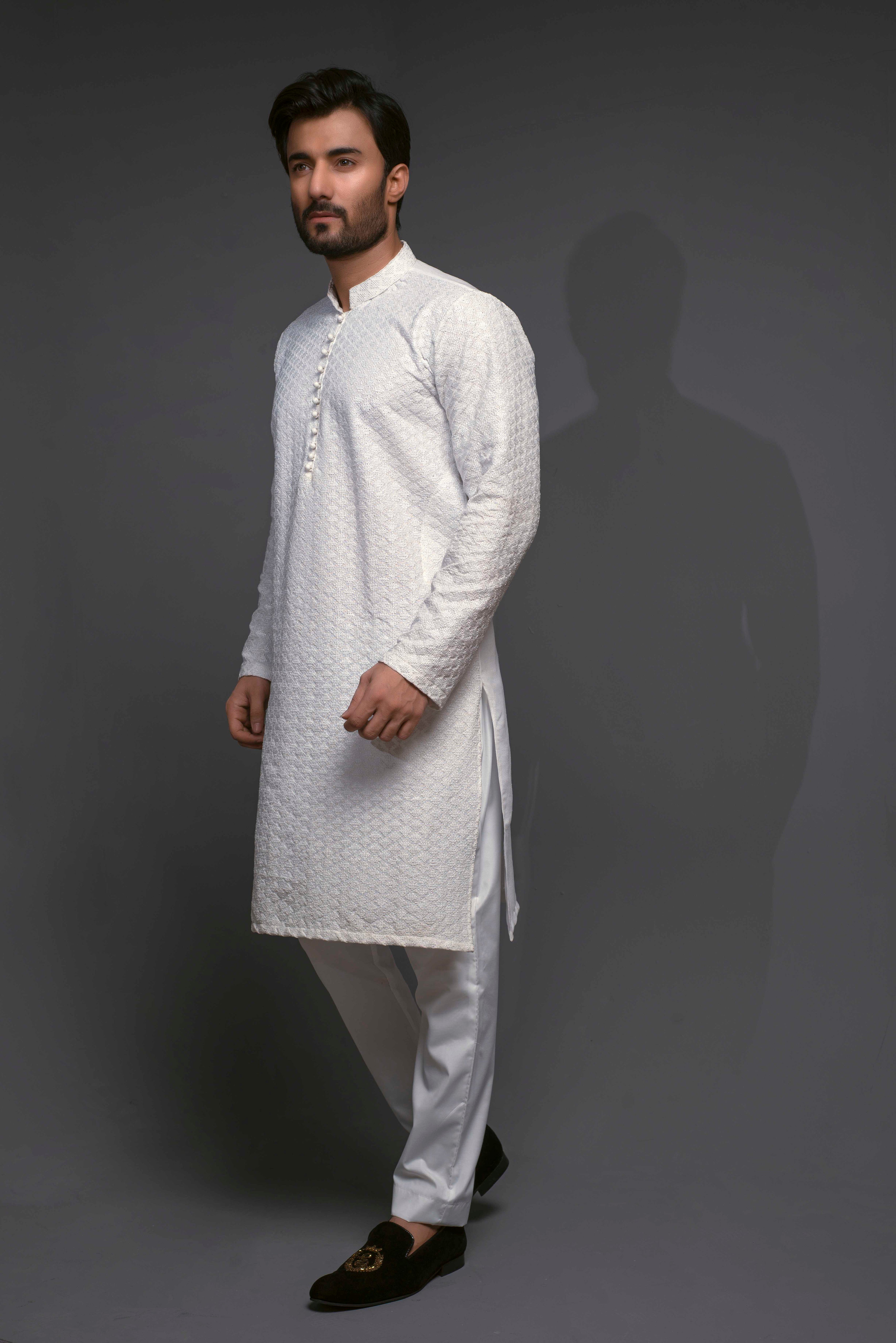 White Chikankari Embroidered Cotton Kurta Pajama (2-Piece) - Image 4