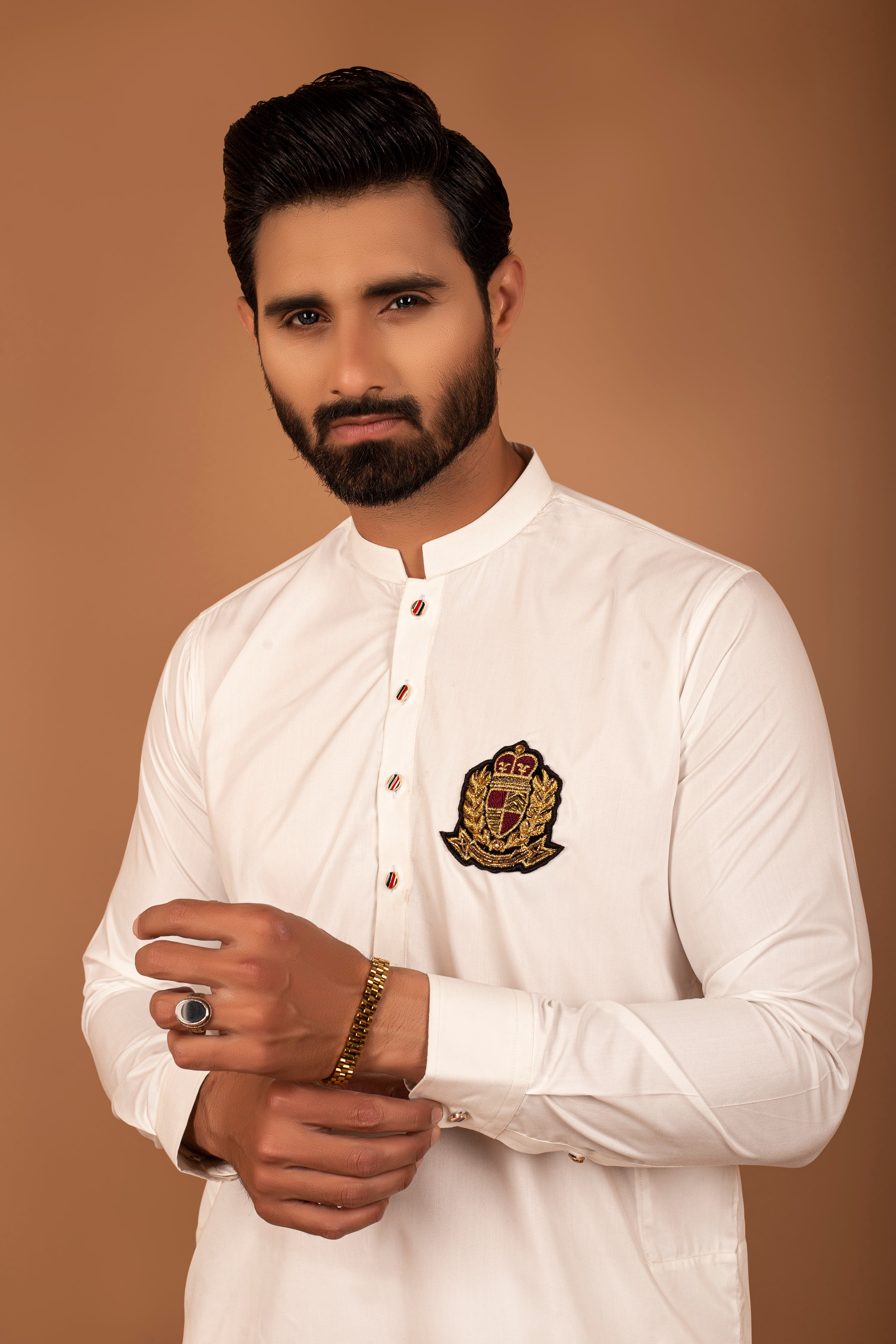 White Crest Embroidered Cotton Kurta Pajama (2-Piece) - Image 2