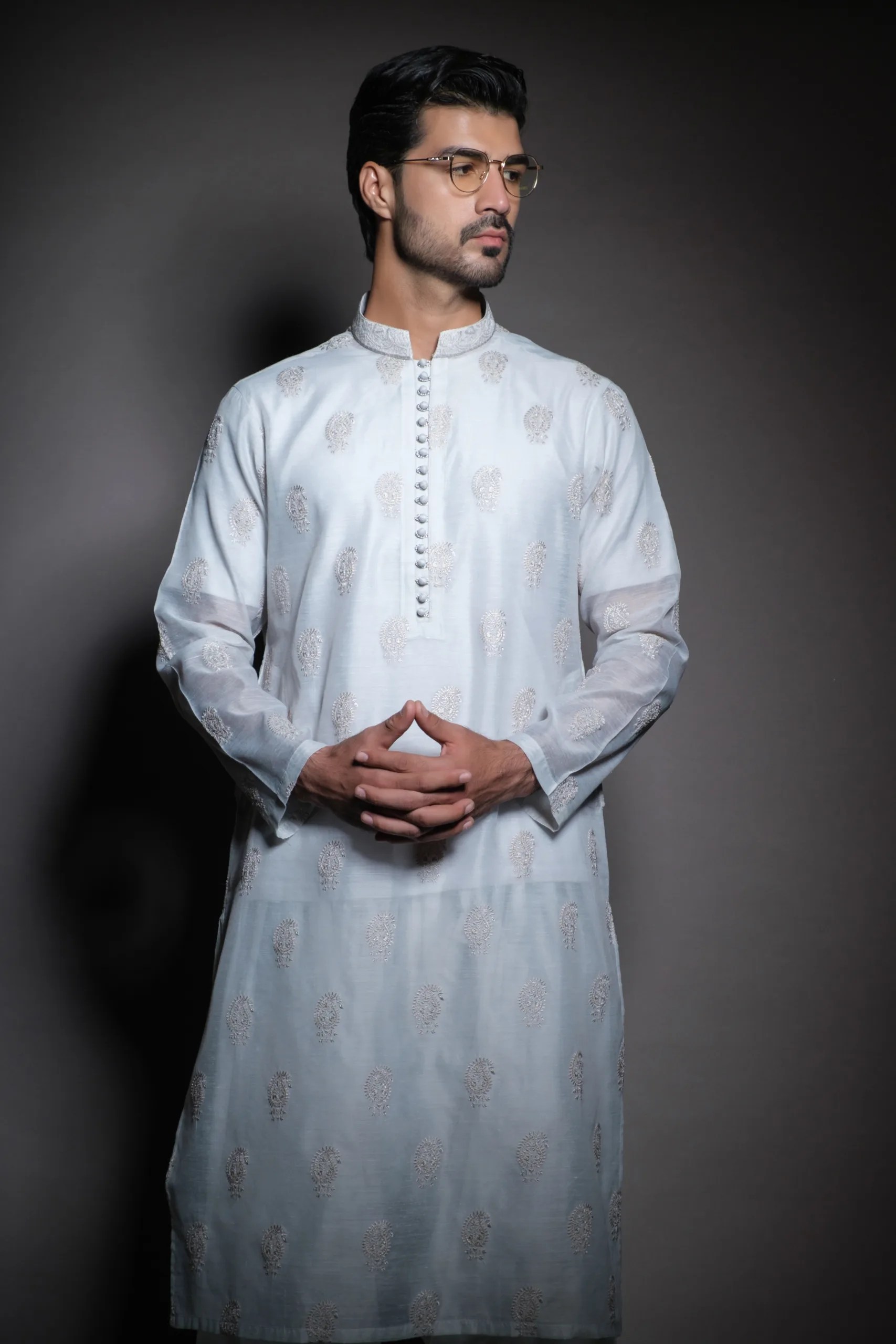 Frost White Embroidered Cotton Kurta (1-Pc) - Image 1