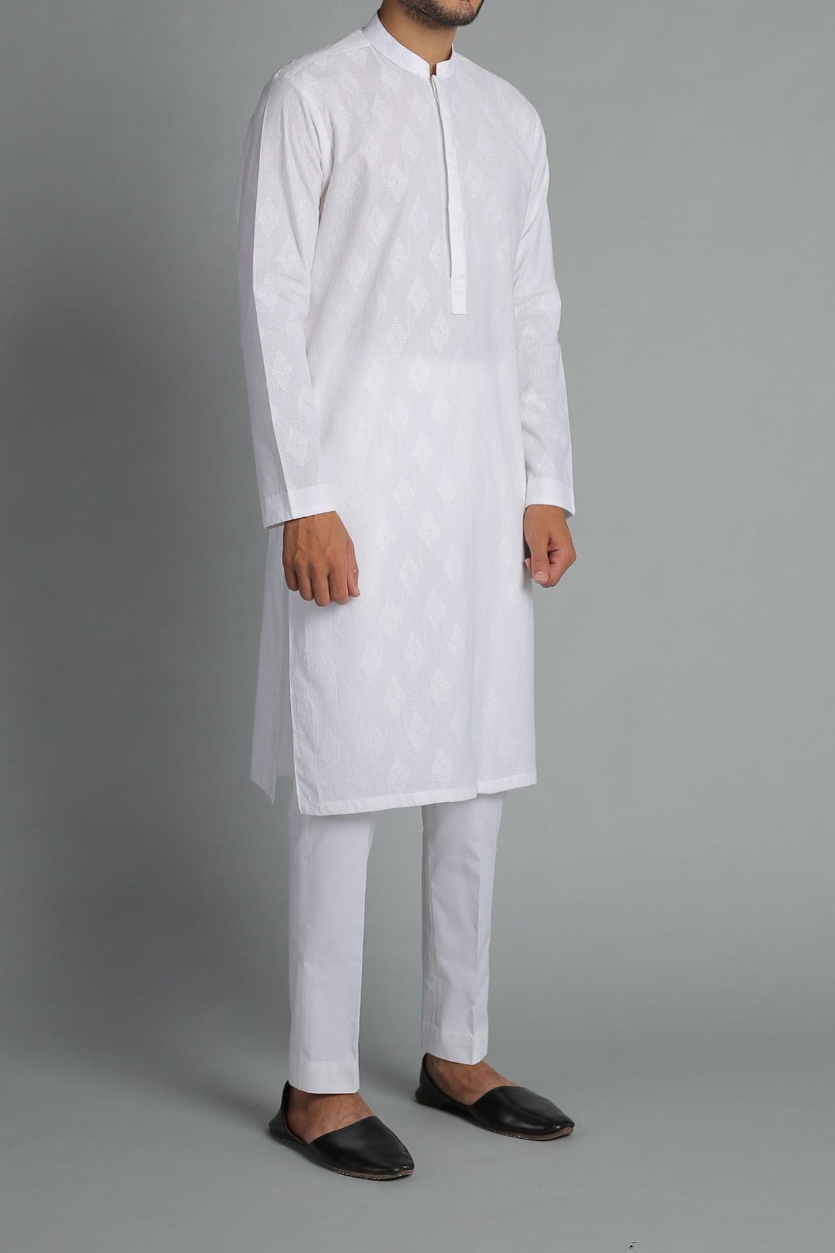 White Embroidered Egyptian Cotton Kurta (1-Pc) - Image 1