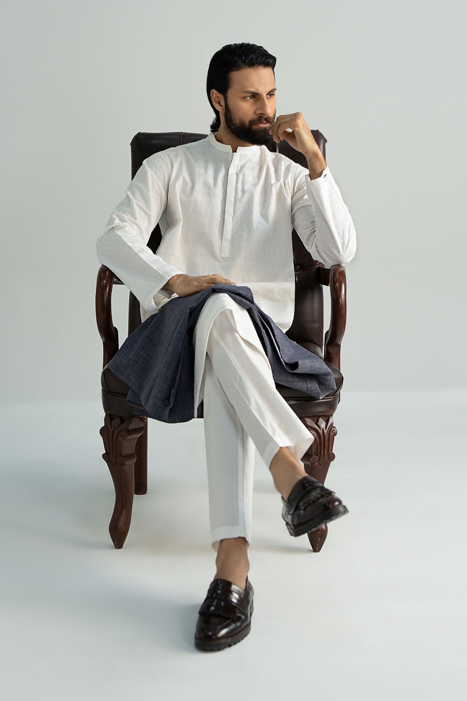 White Schiffli Embroidered Cotton Kurta (2-Piece) - Image 3