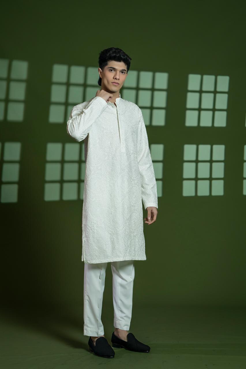 White Embroidered Blended Kurta Pajama (2-Piece) - Image 1