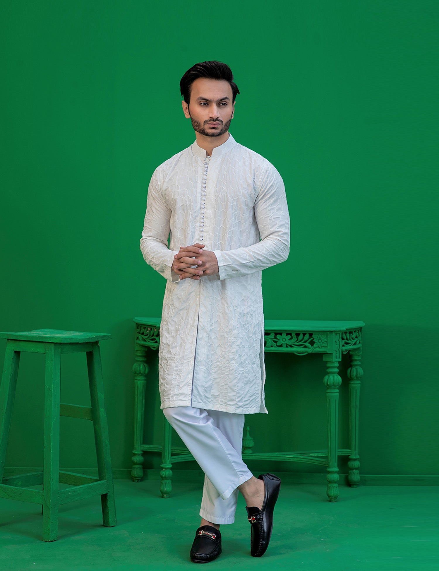 White Embroidered Wash N Wear Kurta Set (2-Piece) - Image 3