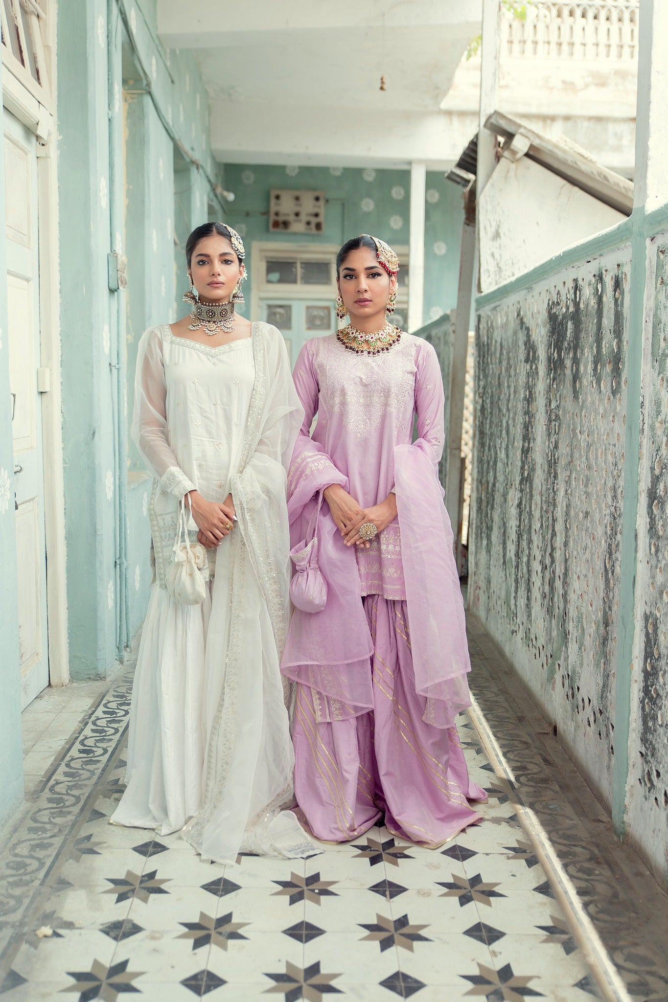 White Embroidered Banarsi Cotton Silk Nawabi Gharara (3-Piece) - Image 3