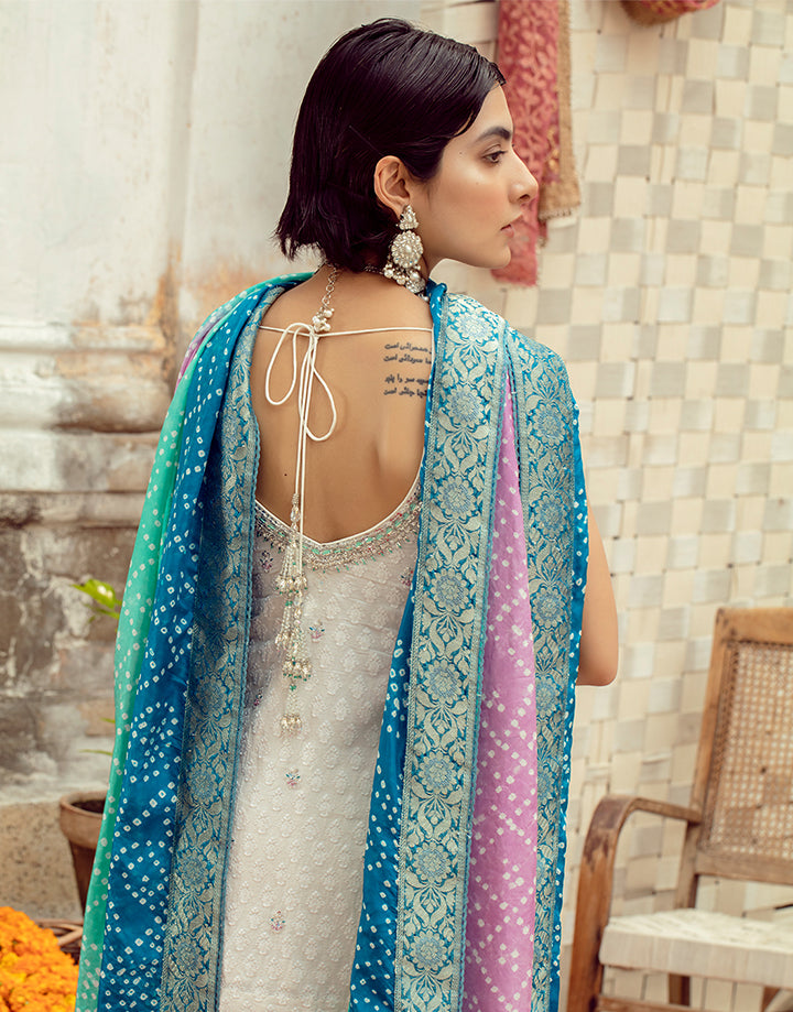 White Handworked Karandi & Jamawar Gharara (3-Piece) - Image 2