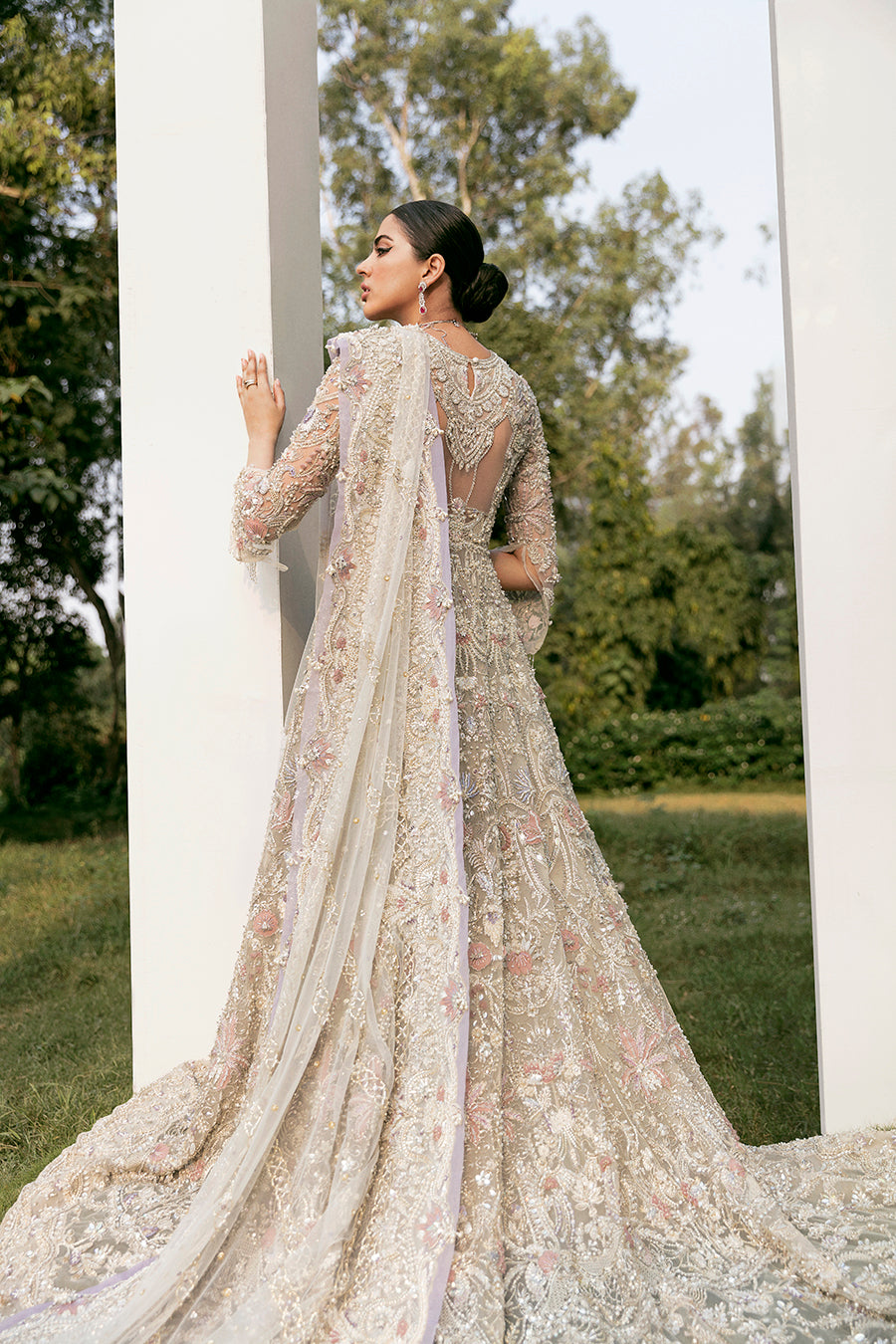 White Lavender Embellished Net Bridal Gown (3-Piece) - Image 3