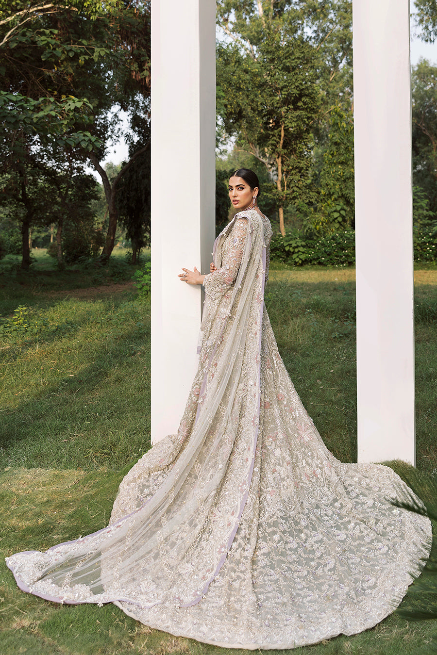 White Lavender Embellished Net Bridal Gown (3-Piece) - Image 4