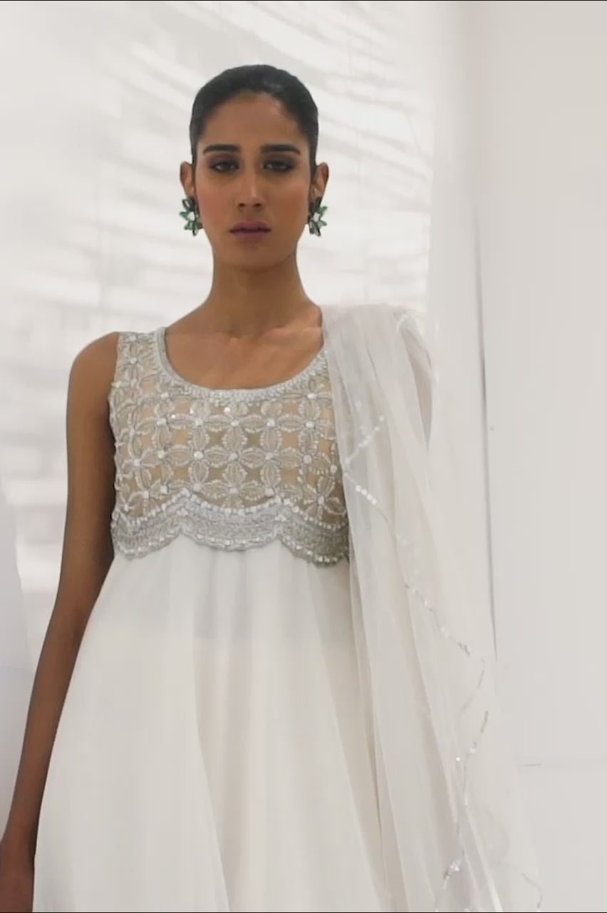 Pakistani Pearl White Embellished Net Gown (1-Pc) - Image 6