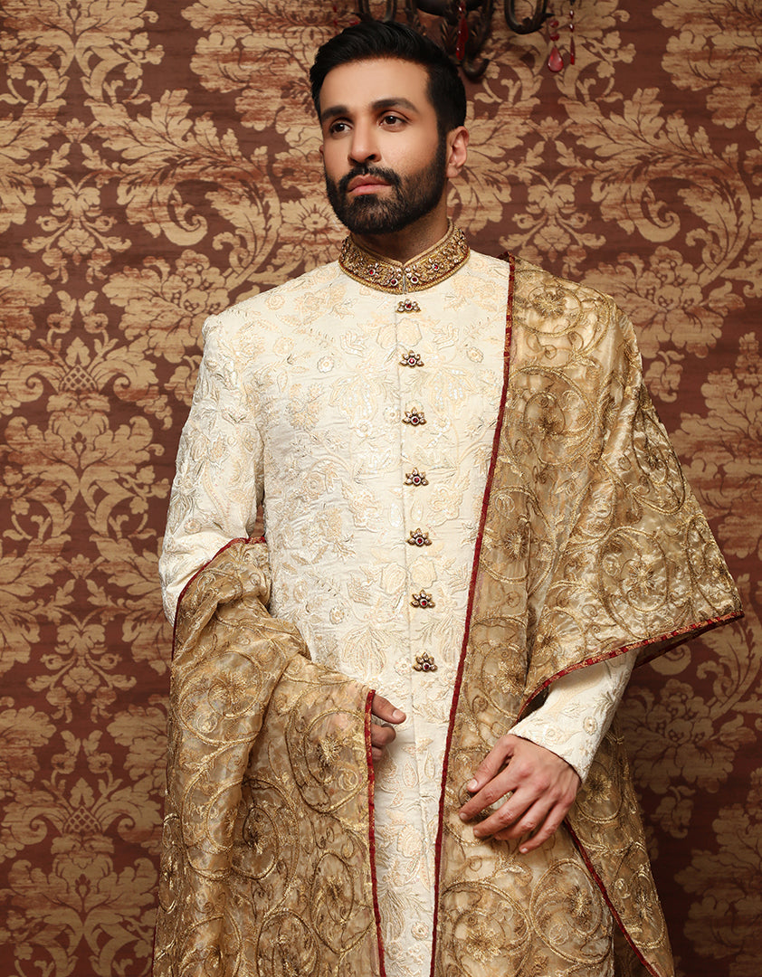 White Jewel-Embellished Jamawar Sherwani (4-Piece) - Image 4
