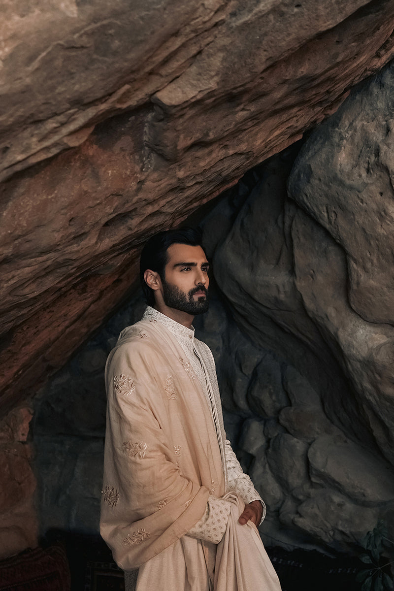 Pearl White Embroidered Karandi Sherwani (3-Piece) - Image 4