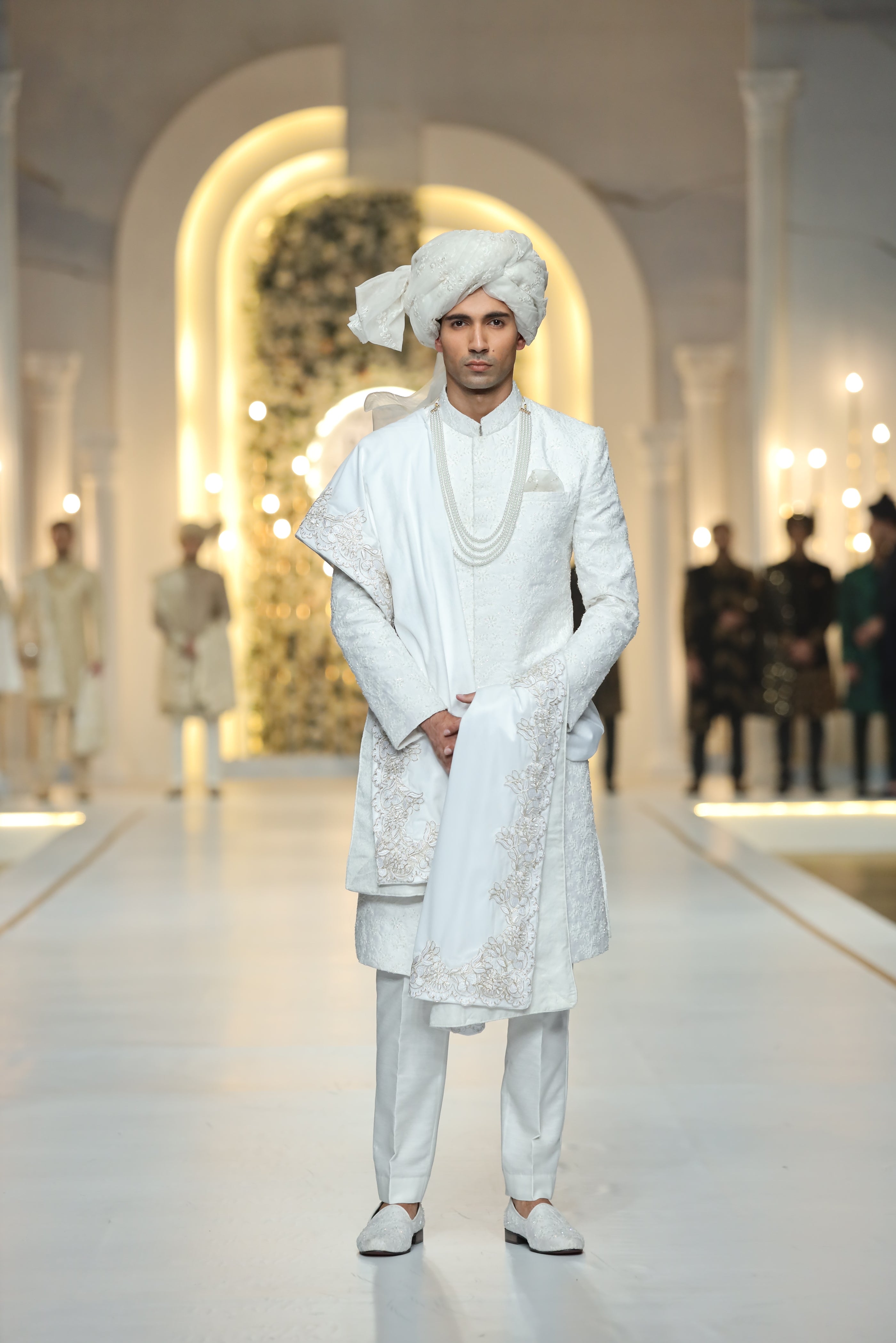 White Self-Embroidered Silk-Blend Sherwani (3-Piece) - Image 2