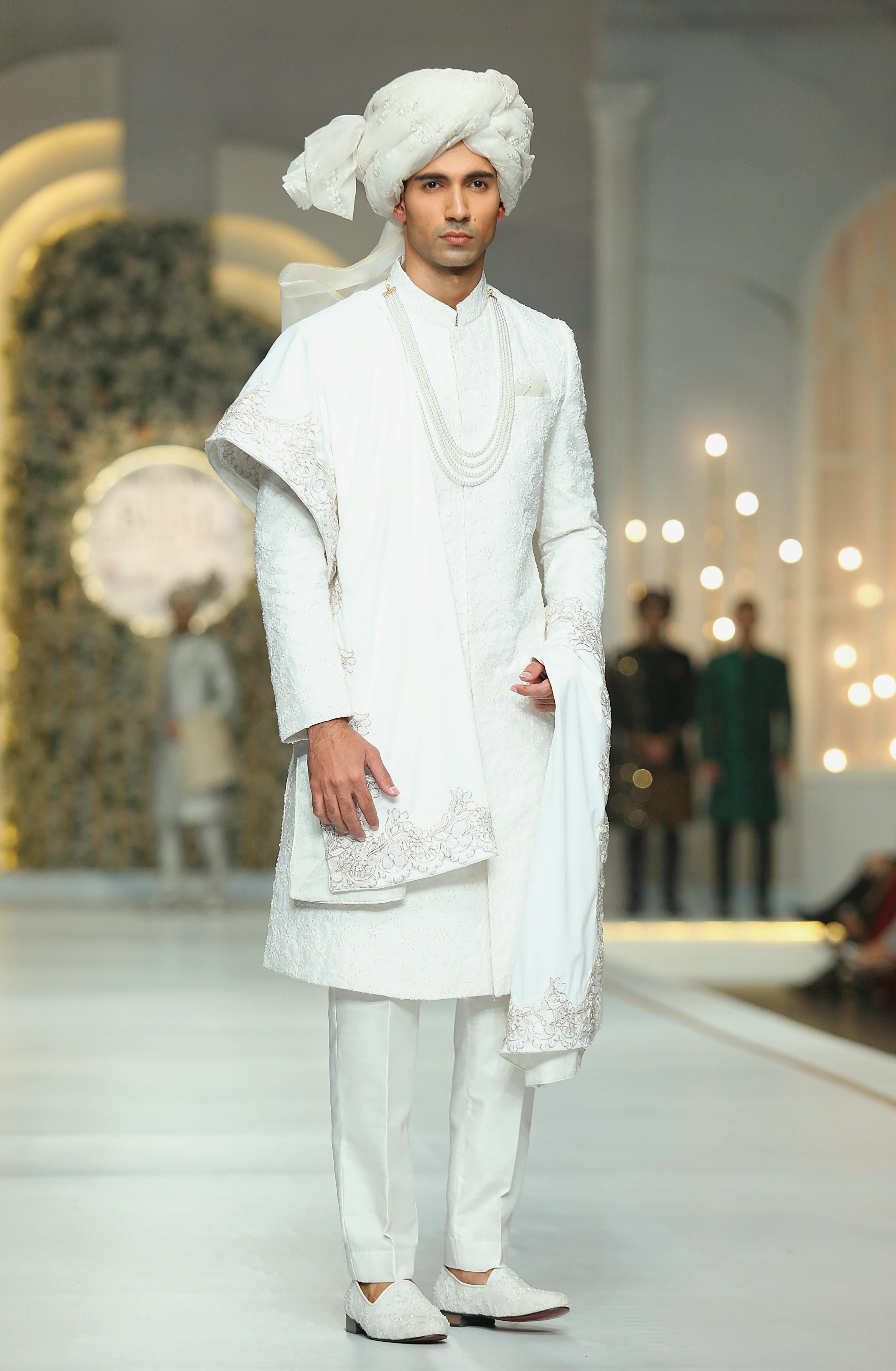 White Self-Embroidered Silk-Blend Sherwani (3-Piece) - Image 5