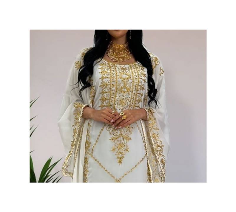 Pakistani White Zari Embroidered Georgette Kaftan (1-Pc) - Image 2