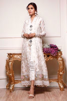 Pakistani White Embroidered Organza Kalidaar Dress (3-Piece) - Image 5