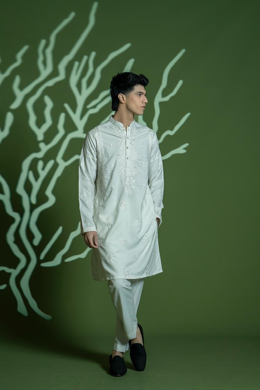 White Embroidered Blended Kurta Pajama (2-Piece) - Image 4