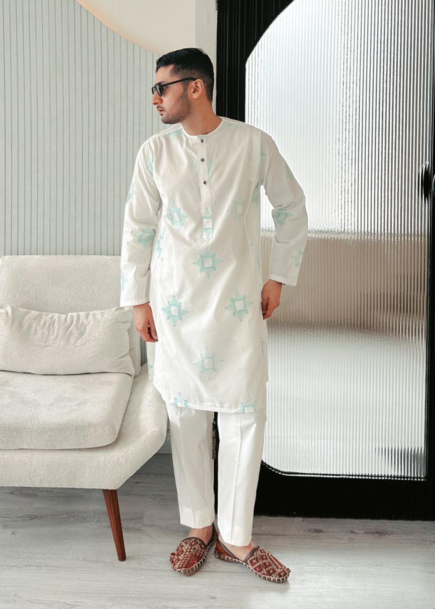 White Lakhnawi Embroidered Cotton Kurta (2-Piece) - Image 4