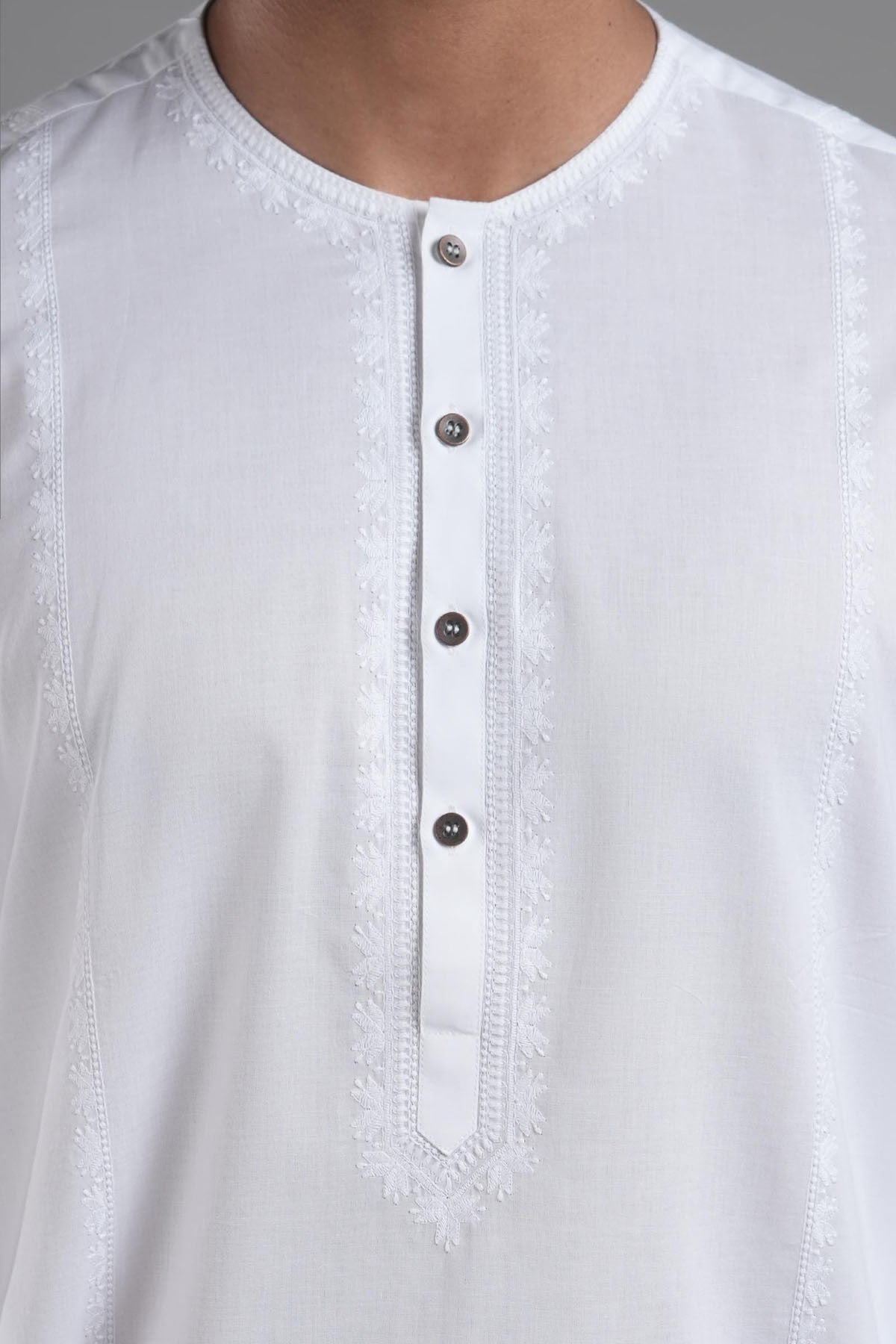 White Embroidered Egyptian Cotton Kurta (2-Piece) - Image 2