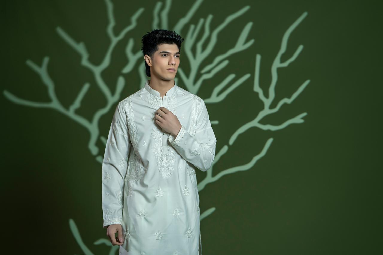 White Embroidered Blended Kurta Pajama (2-Piece) - Image 3